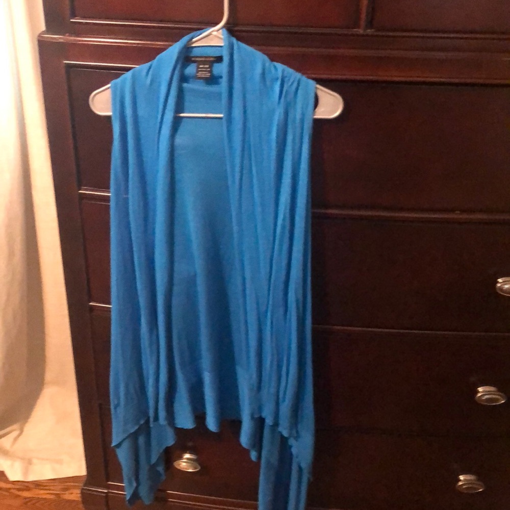 Bcbg blue sleeveless long cardigan